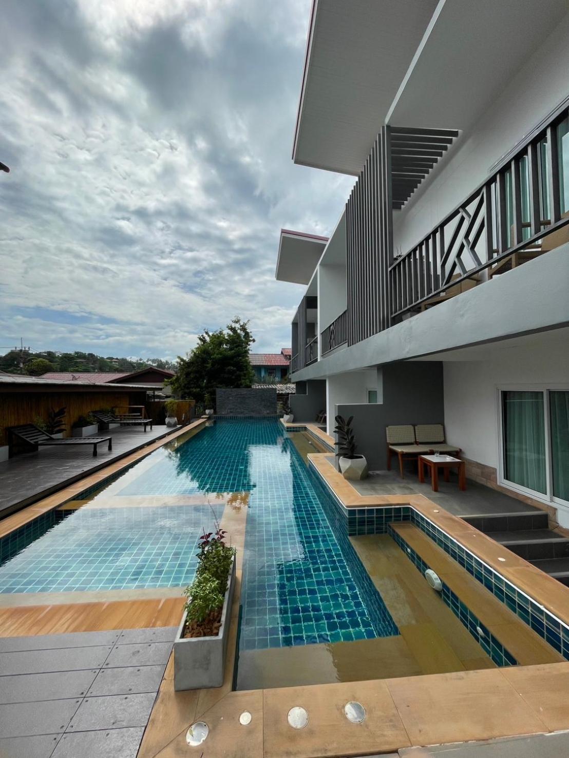 Lanta Corsica Hotel Koh Lanta Exterior photo